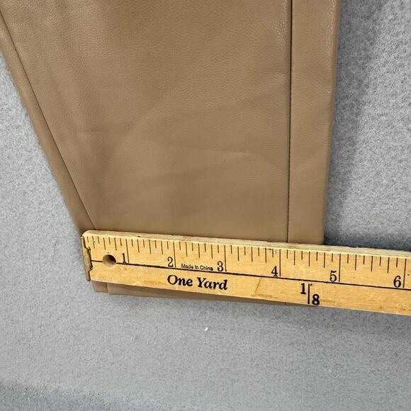 7 For All Mankind Pants Women's XS Tan Faux Leather Preppy Business Casual NWT - Picture 15 of 15